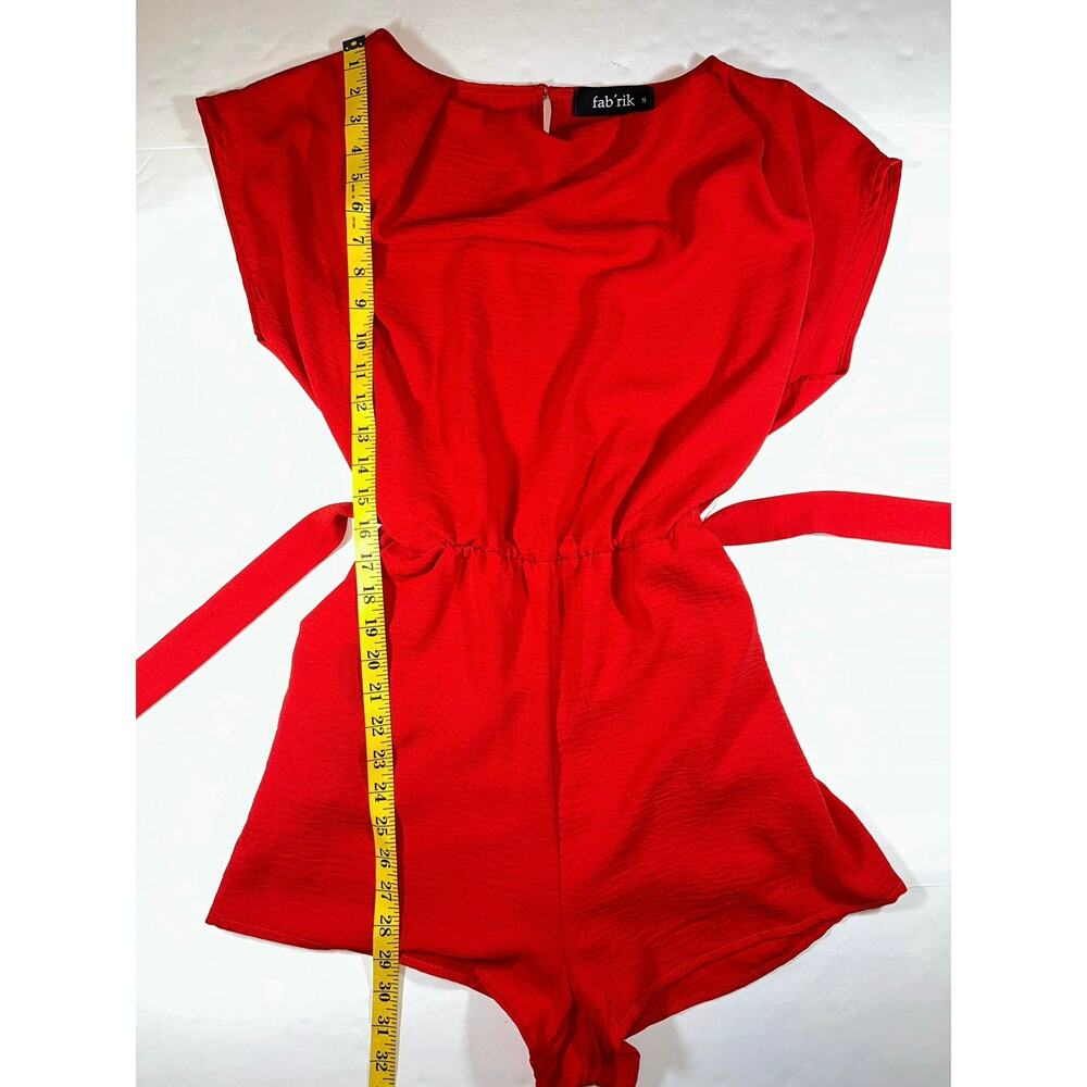 Fab’rik Women’s Size Small Ellisyn Short Sleeve Cowl Neck Romper Red Belted - Picture 3 of 6